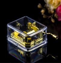 Transparent hand-shaken mini-music box small exquisite eight-sound box creative birthday present to friends and children