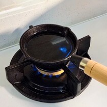Small hot oil pan mini cast iron pan cooked oil sauce oil sauce pot small iron pot pot home