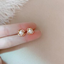Korean freshwater pearl earrings womens retro French style elegant sterling silver needle temperament high-end earrings small and exquisite earrings trendy