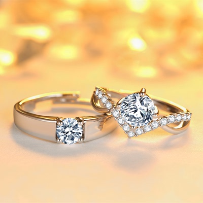 taobao agent A pair of live -to -marriage simulation a pair of living mouth adjustable fake diamond ring couple rings, marriage wedding photos, props for props