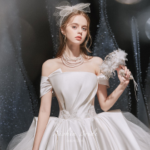 One-shoulder satin wedding dress 2021 new bridal temperament simple atmosphere trailing thin moonlight waltz