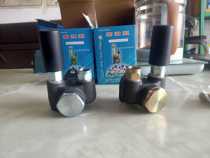 Small loader forklift engine Diesel engine 4105 4102 490 2105 Oil pump Hand oil pump Hand pressure pump