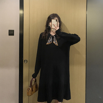 Elegant and soft style ~ maternity dress 2021 autumn and winter knitted skirt retro Korean tide mother long dress