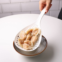 One spoon to pick up a lot of food household colander noodles dumplings vegetables non-stick high-temperature nylon spoon
