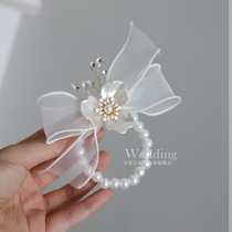 Beautiful wedding supplies bridesmaid wrist flower sister group pearl bracelet flower event meeting dance dance strap hand flower