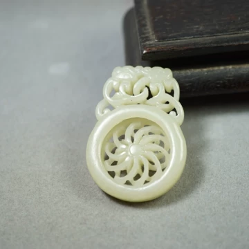 苏工雕花玉佩-苏工雕花玉佩促销价格、苏工雕花玉佩品牌- 淘宝