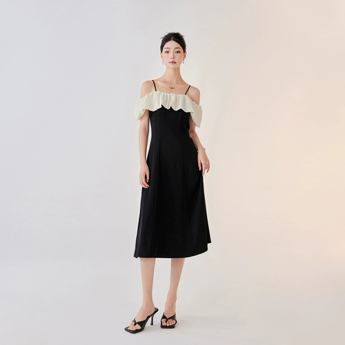 Платье-комбинация, юбка, открытые плечи, яркий броский стиль