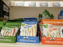 Spot British Tong Taste kiddylicious Vegetable Bar Cheese Sour Cream Chives 12g