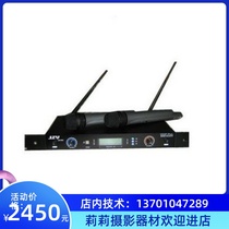 JZW UW-882 One-for-two lavalier wireless microphone Handheld wireless microphone One-for-two singing microphone