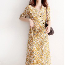 Japanese light luxury floral dress womens 2021 summer new medium-length waist thin temperament V-neck tea break skirt