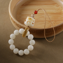 Charcoal-burned white jade bodhi root Xingyue mobile phone lanyard cute hand string female carving cat claw mobile phone hanging jewelry small hand twist