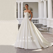 Satin chest light wedding dress 2021 New Simple Super fairy temperament high waist slim bride out yarn Small Man