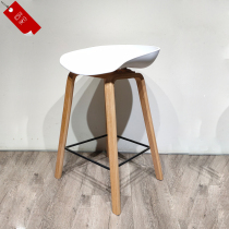 Modern simple solid wood bar chair Nordic creative bar stool bar chair high stool home front chair high foot chair