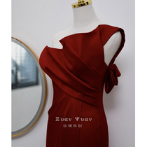One-shoulder bandeau toast dress 2021 new bridal engagement dress dress niche design summer temperament elegance