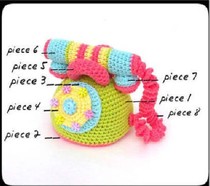 Crochet illustration toy phone wool hand-woven doll pendant tutorial without video Non-finished product