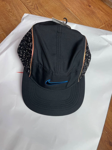 Supreme SS19 X Nike Air Tailwind IV Bouclé hat ляпа