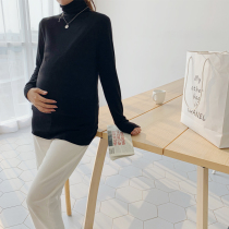 Pregnant women coat autumn and winter with long sleeves high neck warm base shirt winter clothes plus velvet solid color simple Wild T-shirt tide tide