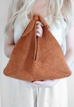 Bento bag Wool handbag Stick needle Text translation Weaving illustration Non-physical photograph Note mailbox
