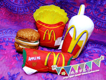 McDonalds 2000 Out-of-print collection Burger cola Fries Apple Pie Plush Magnet Refrigerator sticker 4-piece Toy