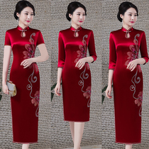 Cheongsam 2021 New Red happy mother-in-law Chinese high-end wedding acetic acid mother wedding autumn noble dress
