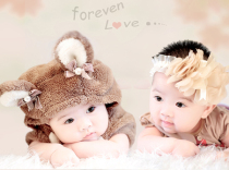 Cute twin baby baby picture wall stickers Baby picture posters Fetal education Baby pictorial wall stickers twins