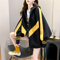 Pregnant womans autumn and winter clothing jacket in the middle of a long style dress The big code foreign air cardiovert cardioverwear does not explicitly have a velvety blouse