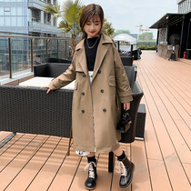 Girls windbreaker in the long 2021 autumn dress new large childrens coat little girl British style parent-child spring and autumn clothes