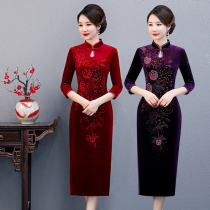 Mother cheongsam wedding dress luxury high-end velvet dress slim temperament jacket long-sleeved autumn and winter clothes large size