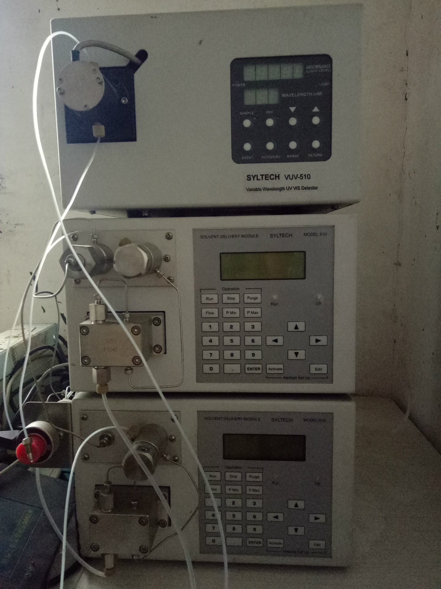 [3,200.00] Secondhand Laboratory Liquid Chromatography Six Second