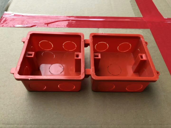 General-purpose type 86 dark box 4cm shallow bottom box concealed bottom box PVC junction box flame retardant new material red bottom box assembly