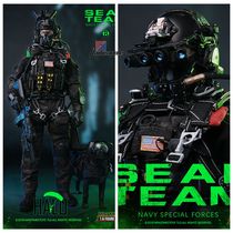 1 6 soldiers mini times toys M013 SEALTEAM Seal captain K9 night jump spot