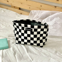 Advanced sense black and white plaid cosmetic bag large capacity water emulsion brush bag storage bag portable wash bag checkerboard