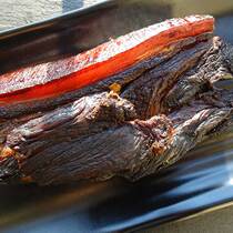 Hunan Xiangxi specialty bacon farm homemade firewood smoke 500 grams of Bacon Bacon rear leg meat dry goods