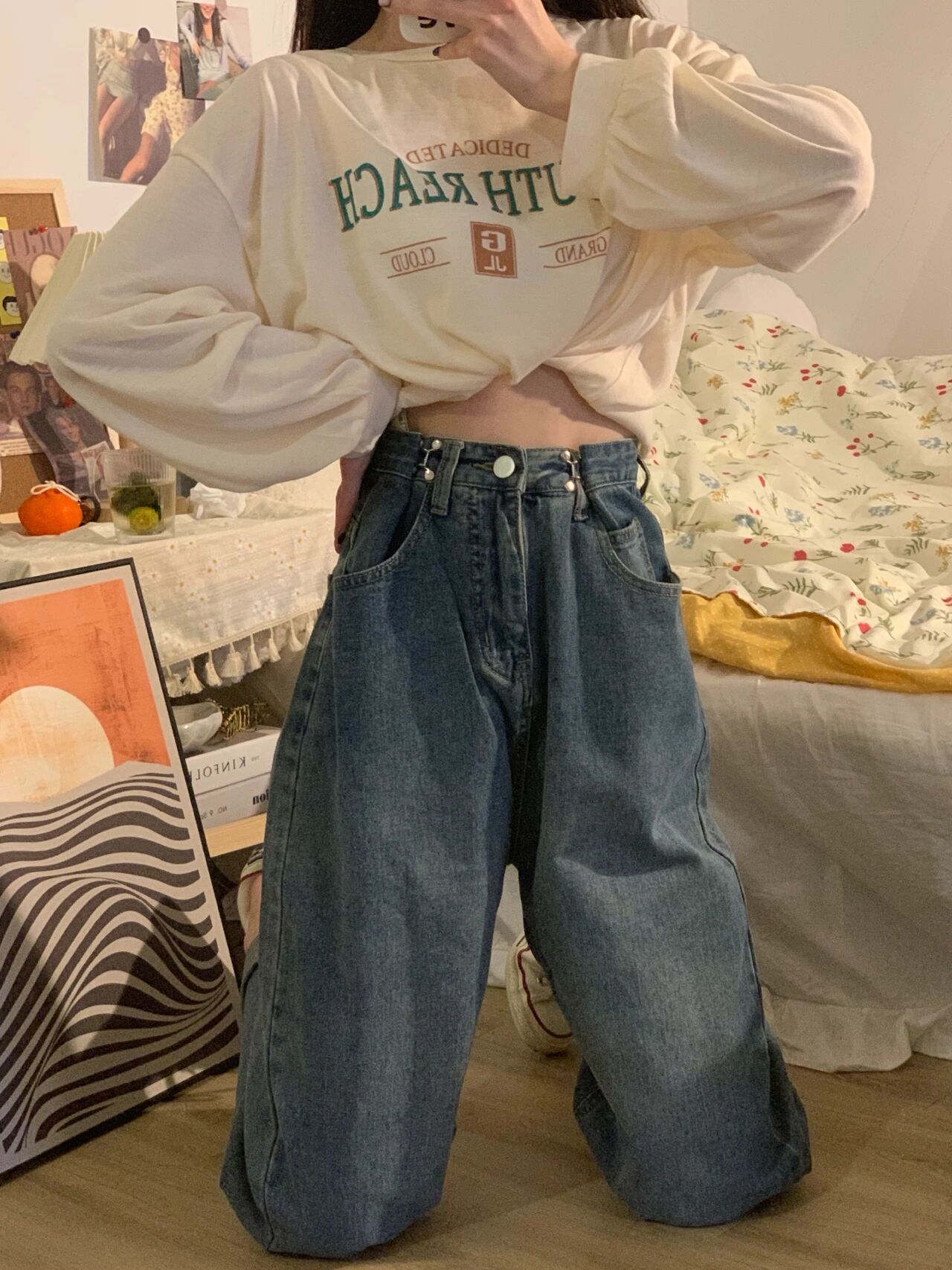 Wide leg jeans for women in spring and autumn, high waisted, straight tube, loose fitting bf, lazy style, and trendy pants for small men this year