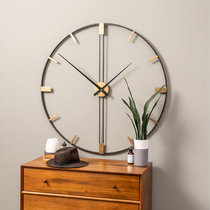 Minimalist light luxury creative wall clock Nordic living room personality wall clock Spanish designer decoration big clock