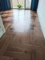 Solid wood multi-layer floor high-end atmosphere fashion simple official certification line with the same guarantee are selling well
