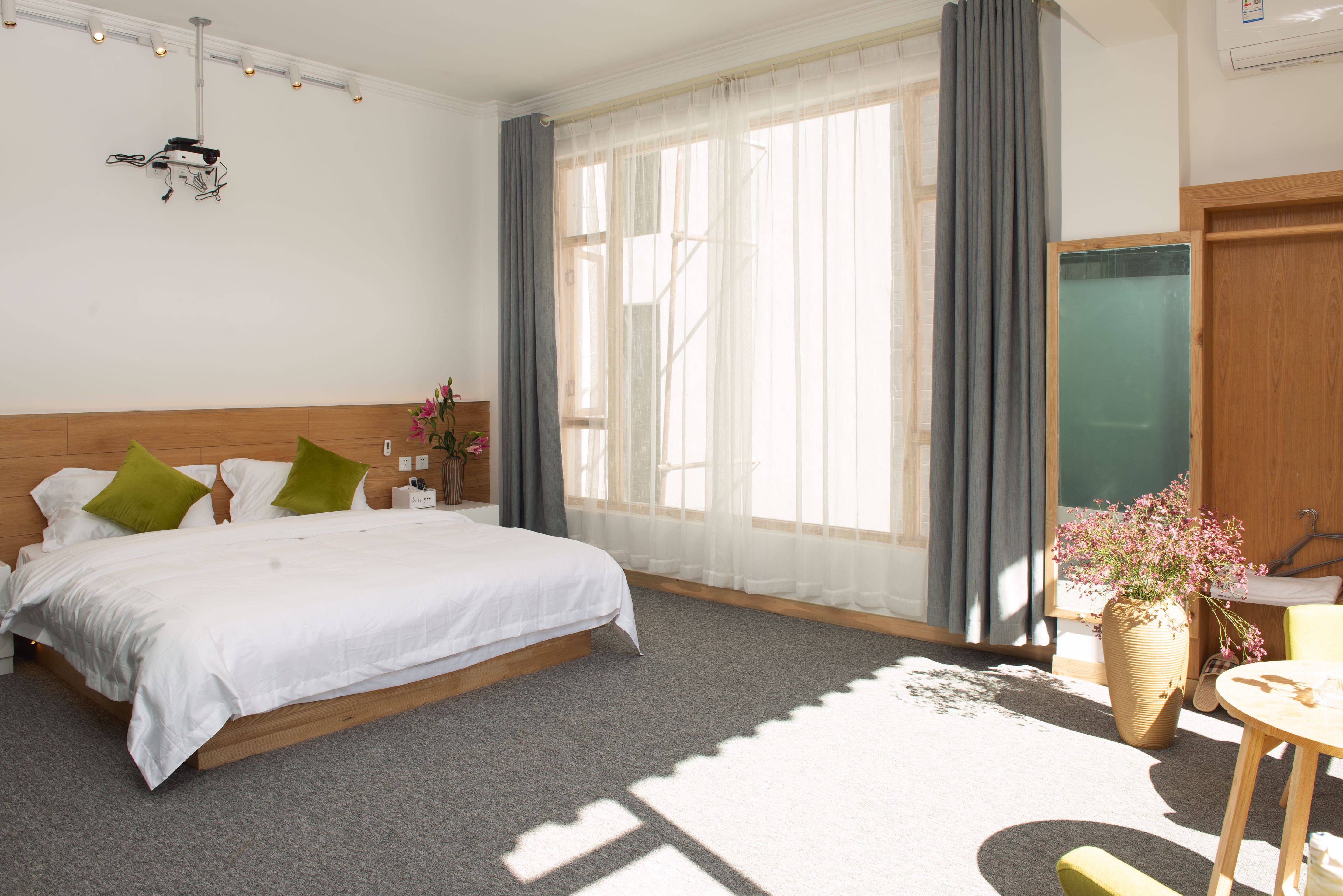 Dali ancient city 25 Beyuan quiet luxury air-conditioned room