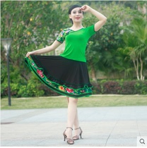 Flying charm square dance clothing new short sleeve oblique buckle top big swing skirt womens suit spring and summer dance practice uniforms