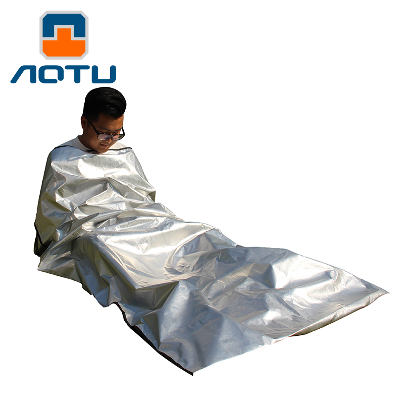 Concave-convex 4-storey emergency outdoor emergency sleeping bag AT9042