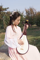 Dance special simulation pipa Children adult flying dance Dunhuang dance pipa props Stage performance props pipa