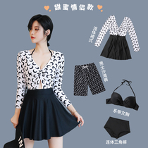 2021 new couples swimsuit hot spring Net Red Crescent skirt style thin Belly Belly with sleeves steel support gather swimsuit women