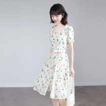 Can be romantic can be beautiful new highly customized fabric rose floral square collar A-line dress