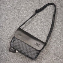 Hong Kong it purchase fashion plaid mens leather shoulder bag simple chest bag backpack Casual postman messenger bag