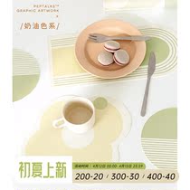 Small spring day and leather dining mat Western dining mat waterproof and oil-proof and anti-burn dinner plate Bowl Cushion Small Space Profiled Mat