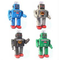 Electric smoke-spraying robot post-80s retro nostalgic collection toys personality gift display props 2019 new