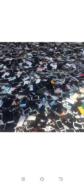 回购报废闲置各种智能手机oppo等老手机主板报价估价好坏都可以