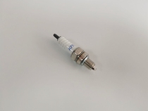 Applicable to general lightning A7TC spark plug handsome guy GY6R5 Falcon A7TC spark plug burner