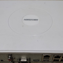 New product in May DS-7108N-SN P 8-channel network NVR hard disk video recorder with hand inquiry