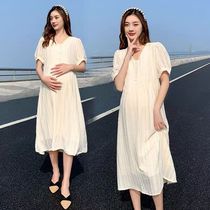 Pregnant women short-sleeved dress super fairy summer 2021 new fashion trend mom v-neck medium-long skirt