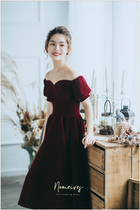 (Rouge) vintage wine red velvet velvet velvet dress bride toast short annual dress Tour